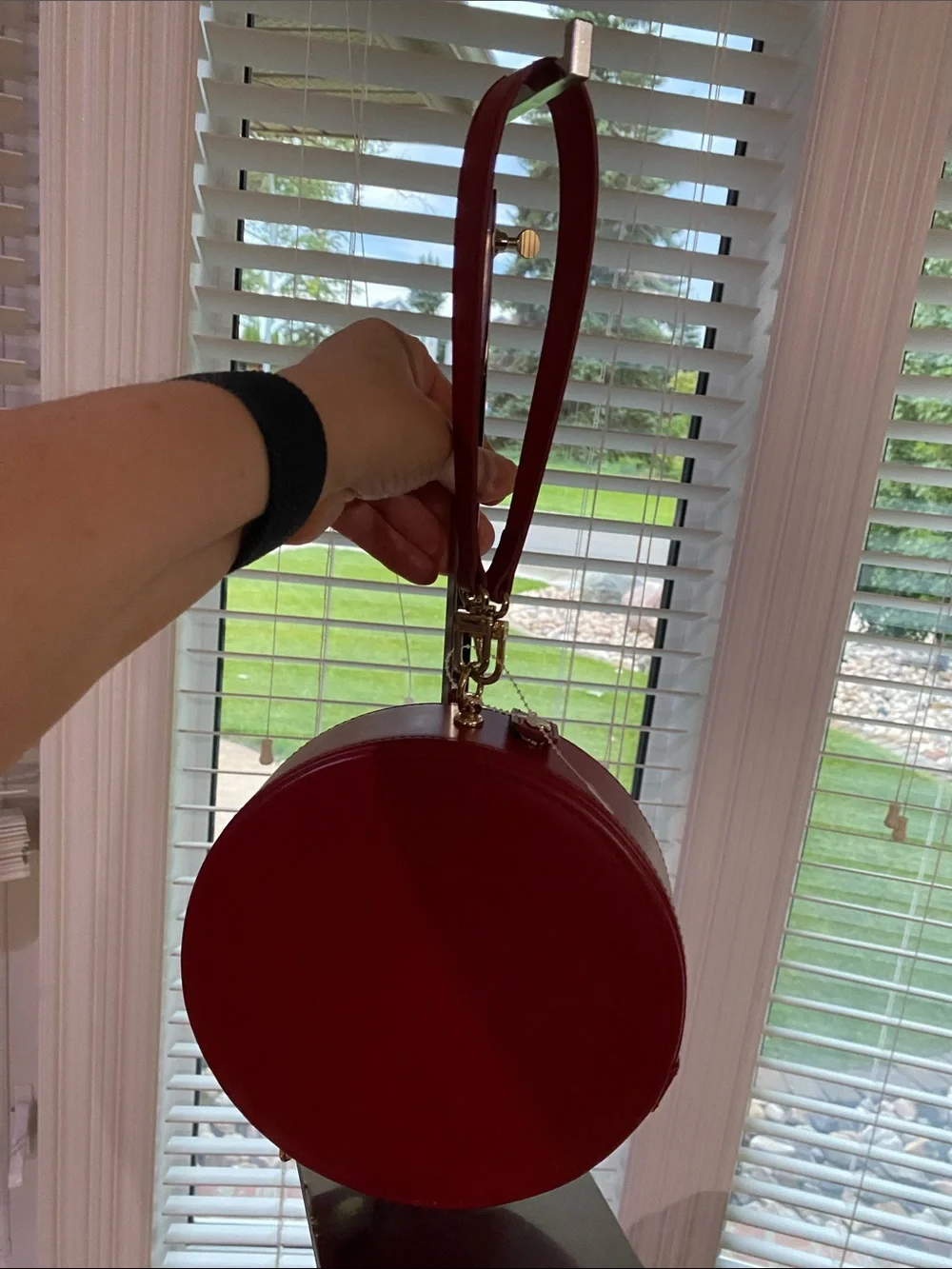 A.Cloud Round Bag Red Leather Crossbody Minimalist Geometric Quality - Picture 16 of 16
